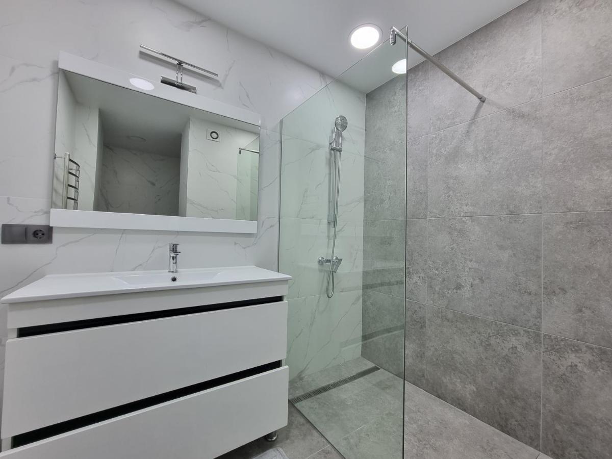 Luxury Best Grand New Apartaments Ultra Central Chisinau Exterior photo