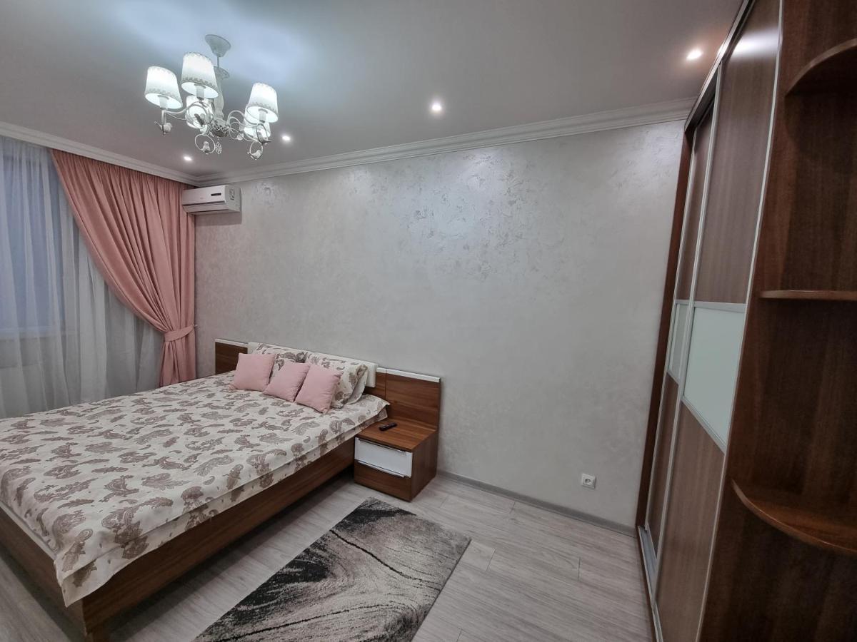 Luxury Best Grand New Apartaments Ultra Central Chisinau Exterior photo